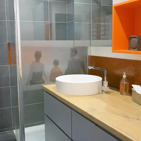 Marais Beaubourg Apartment Paris